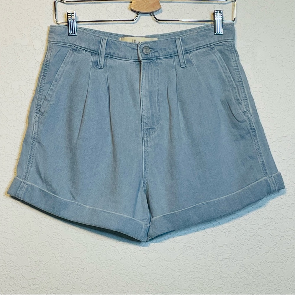 Gap 1969 Super High Rise Pleated Shorts 27